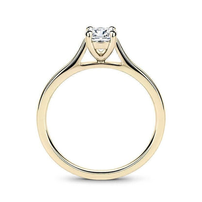 Oval Cut VVS1 Moissanite Solitaire Ring