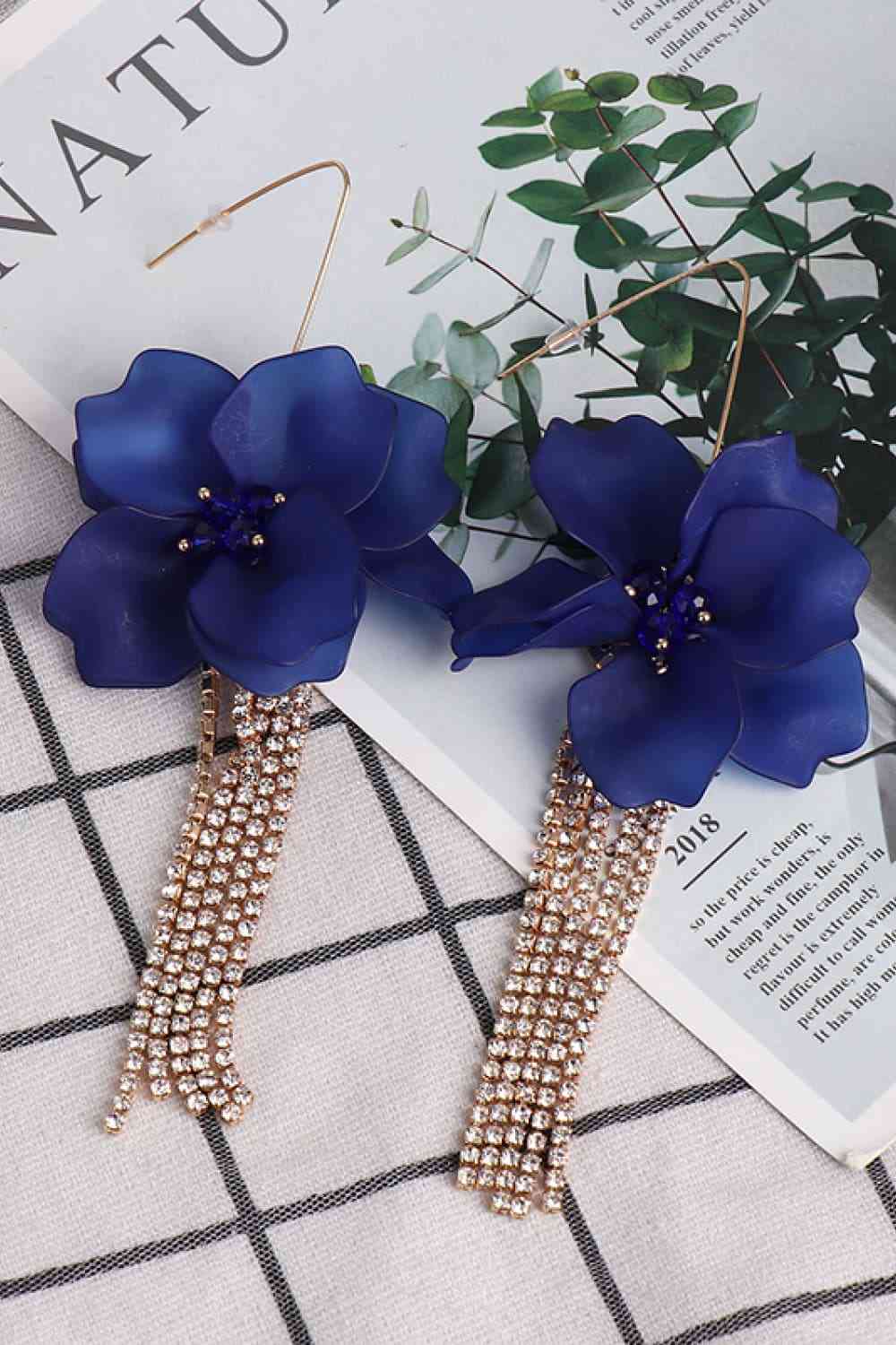 Flower Shape Acrylic Dangle Earrings